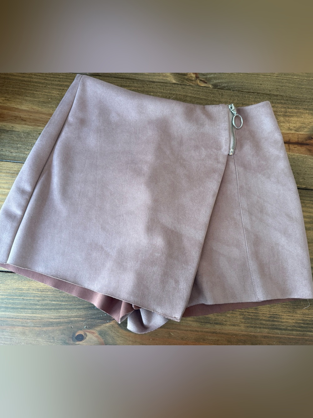 Haute Monde Women’s Asym Wrap Front Zip Skort Pink Faux Suede Size L, Stretchy